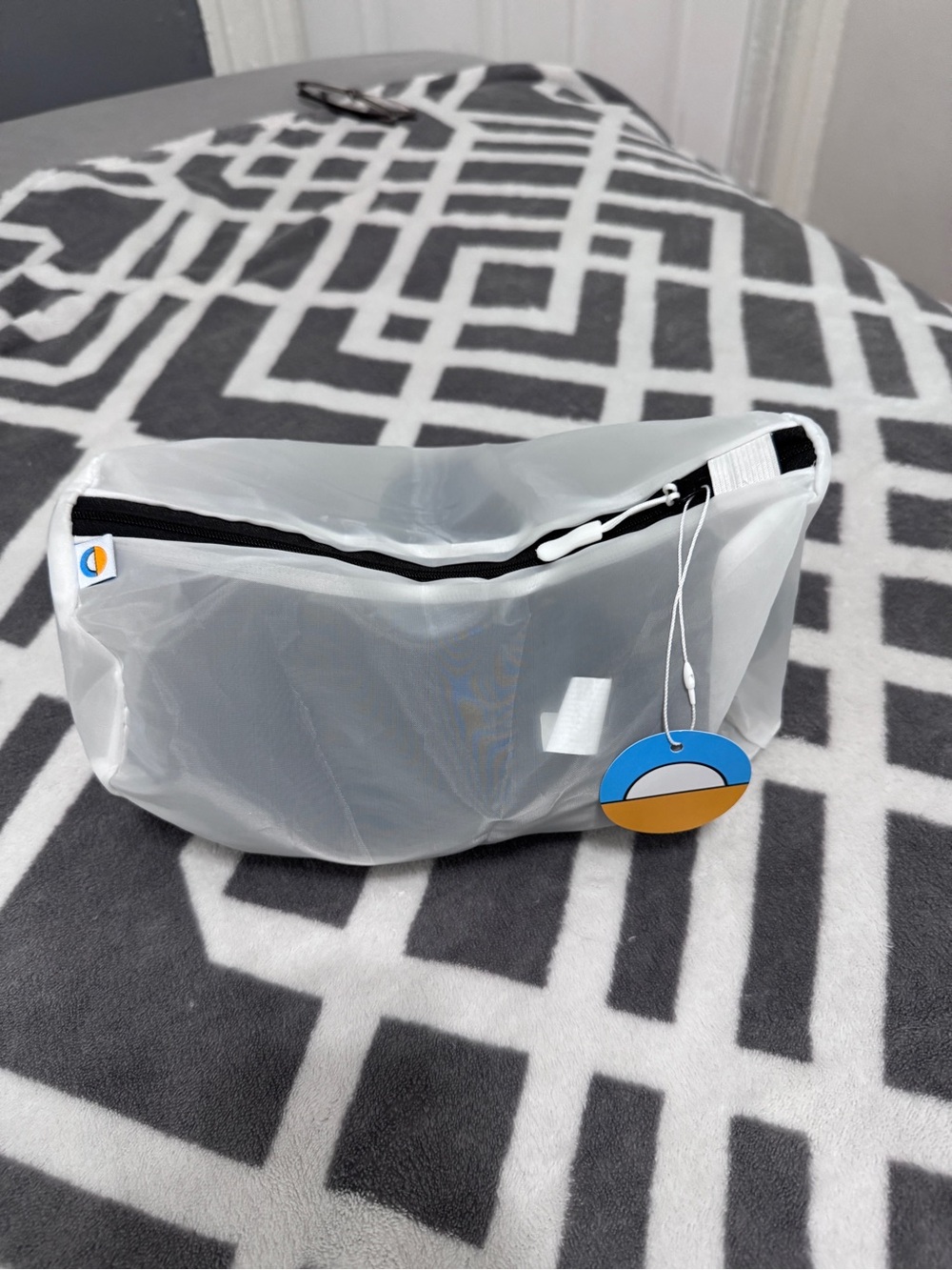 Lark Crewneck Alpine bag travel